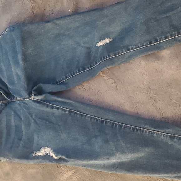 Ripped jeans - Picture 3 of 3